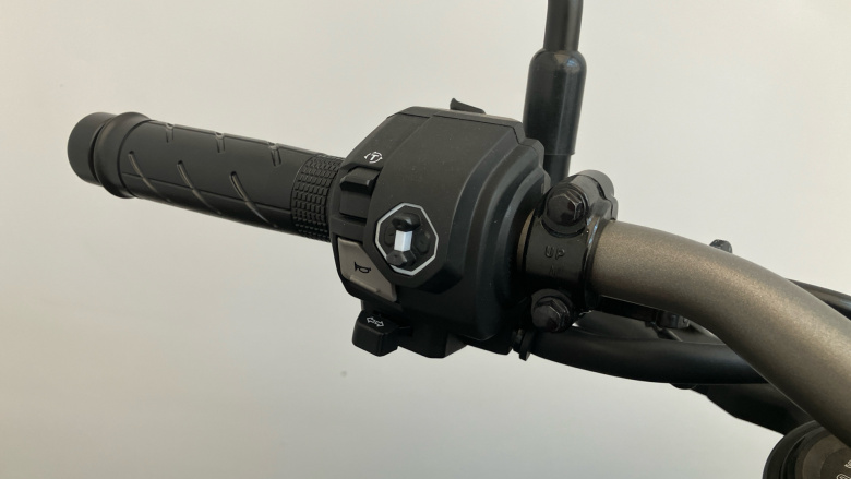 Honda CB650R E-Clutch (24MY)